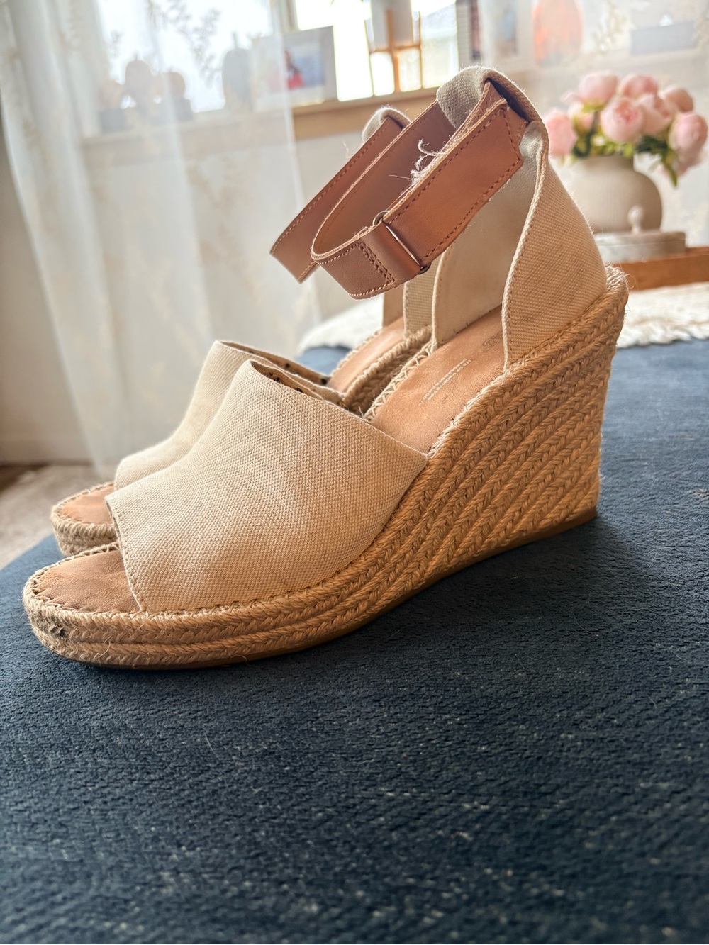 Tom’s Wedge Espadrille Sandals in Beige with Ankle Strap
